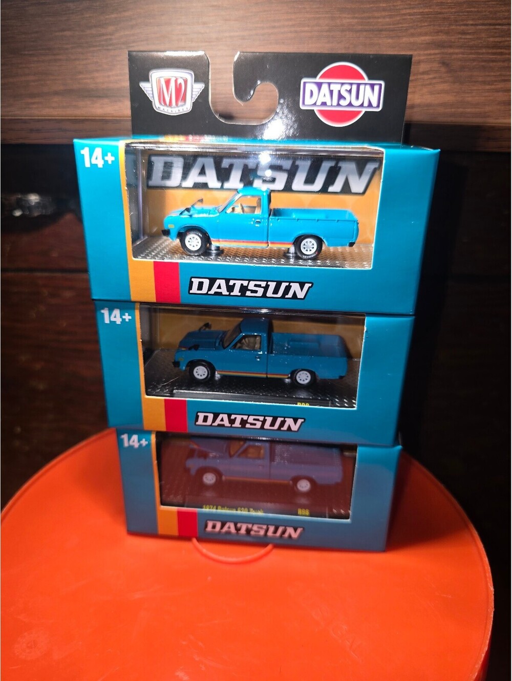 M2 Machines 1974 Datsun 620 Truck Blue Release R98 1:64 Scale Diecast 32600